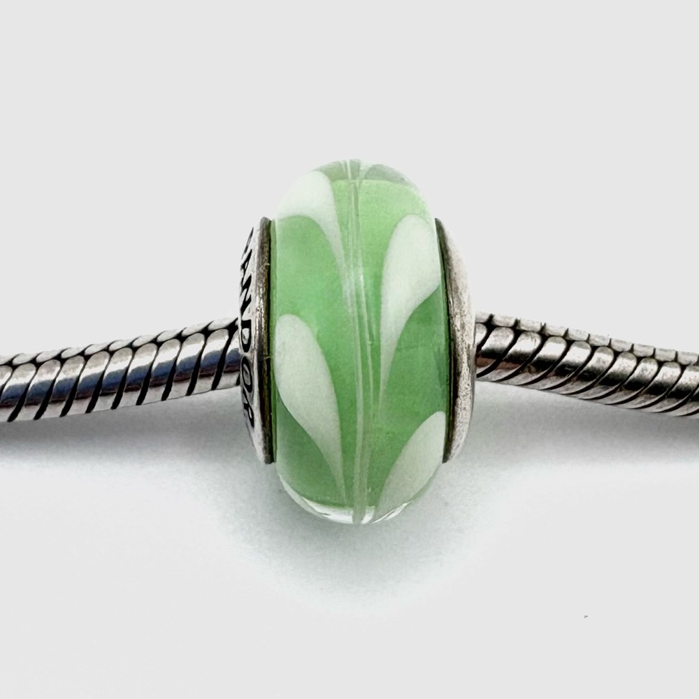 Pandora Retired Green Swirl Murano Glass Sterling Silver Charm